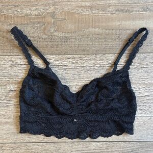 NWOT Cosabella Never Say Never Black Lace Wireless Bralette Adjustable Straps